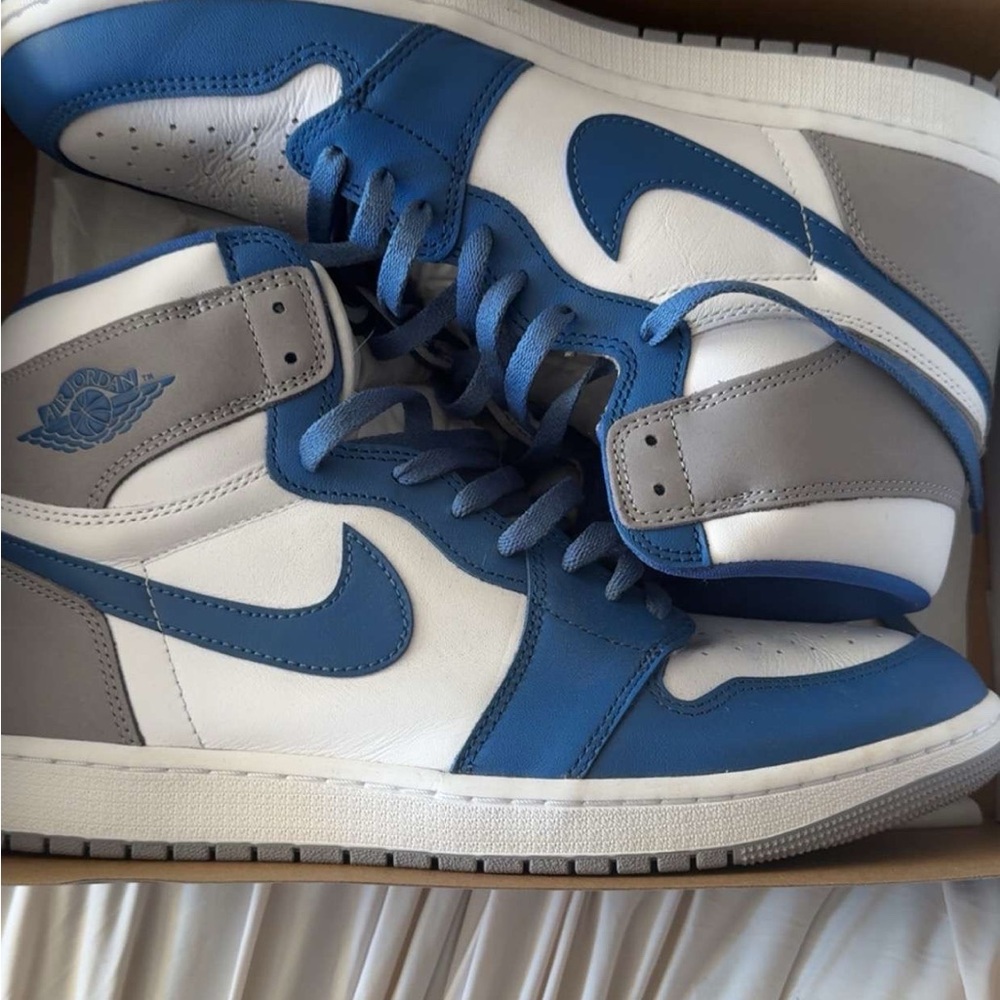 Nike Air Jordan 1 Retro High OG ‘True Blue’ size 13